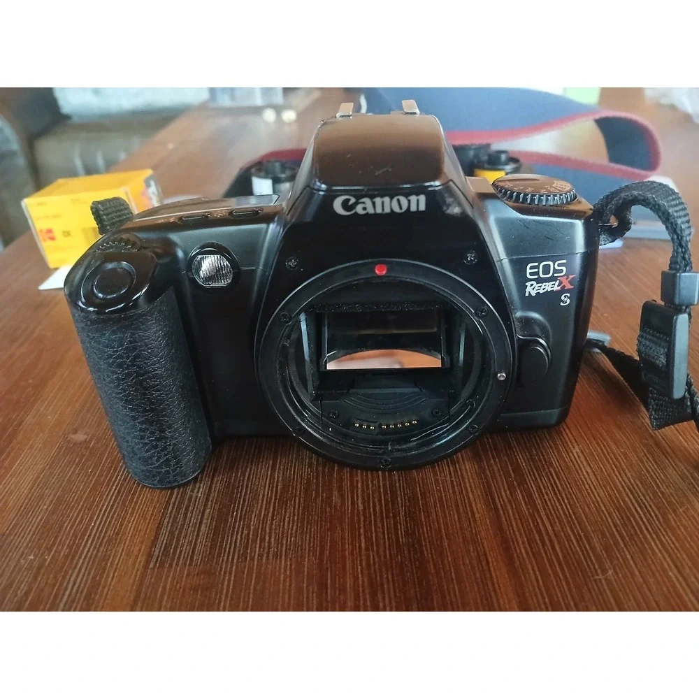 Canon EOS Rebel XS X S UNTESTED 35mm Camera As-is with Accessories‎ No Lens B3